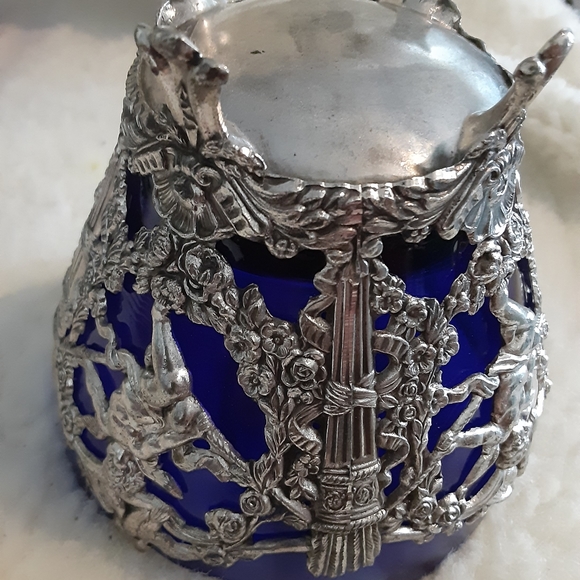 Cobalt Blue glass with silver metal - Picture 4 of 11